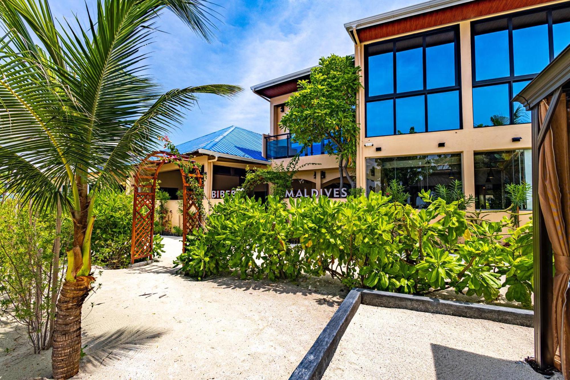 Bibee Maldives Hotel Dhiffushi Exterior photo